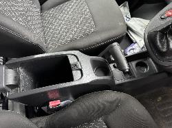 View RENAULT KANGOO 2016 2 Door Van Breaking