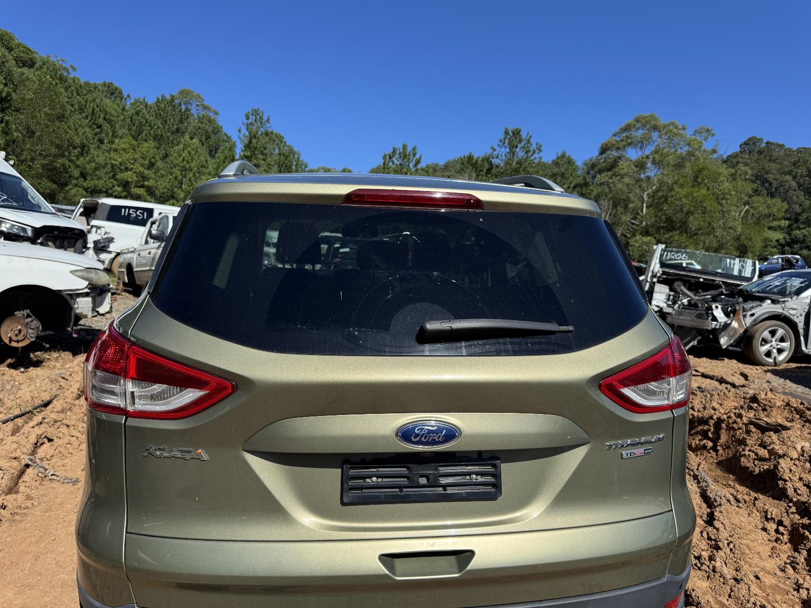 View FORD KUGA 2013 5 Door Station Wagon Breaking