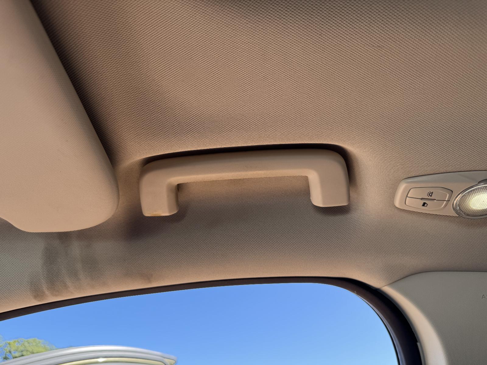 View FORD KUGA 2013 5 Door Station Wagon Breaking