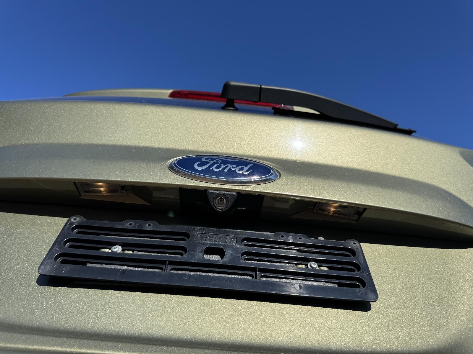 View FORD KUGA 2013 5 Door Station Wagon Breaking