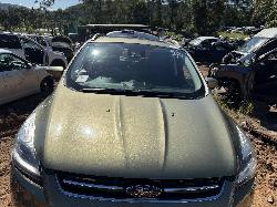View FORD KUGA 2013 5 Door Station Wagon Breaking