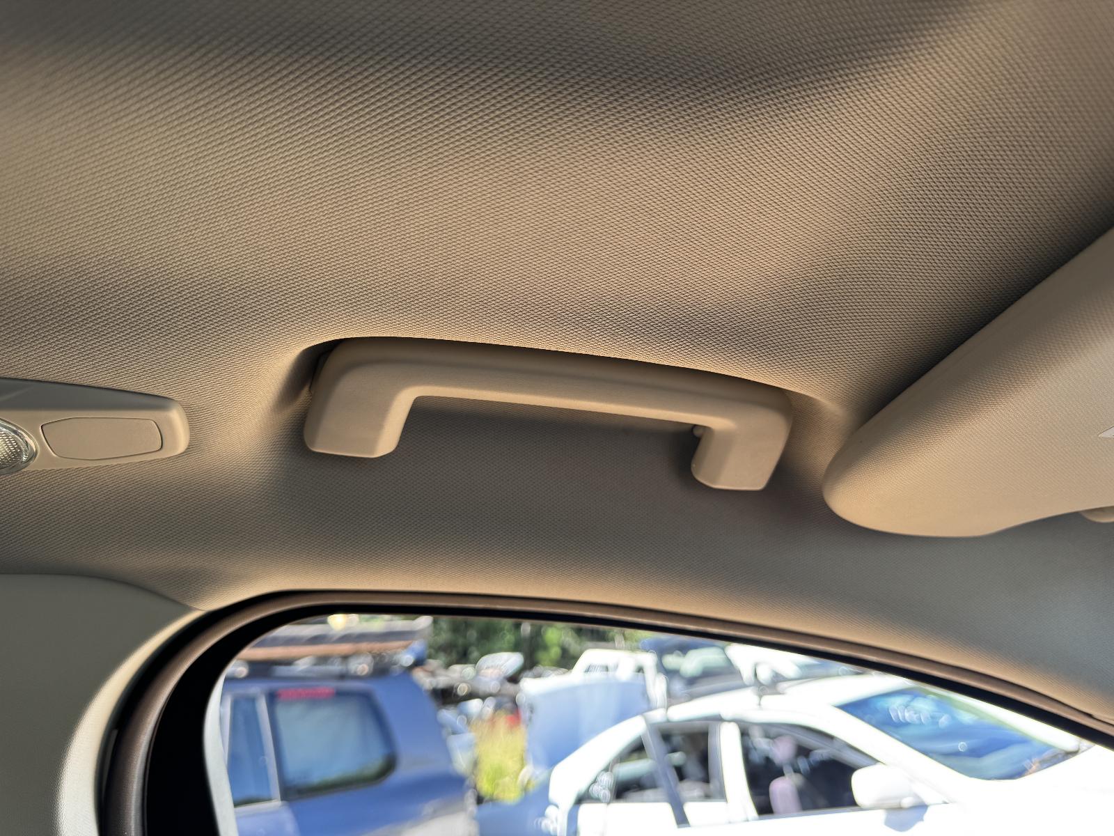 View FORD KUGA 2013 5 Door Station Wagon Breaking