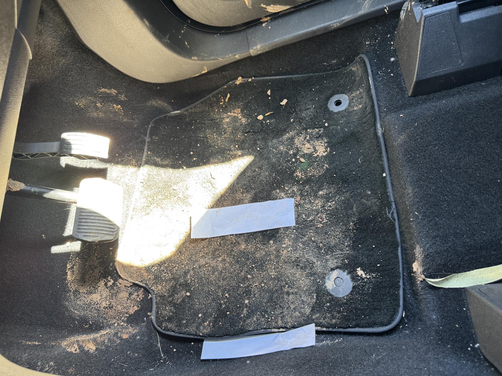 View FORD KUGA 2013 5 Door Station Wagon Breaking