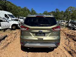 View FORD KUGA 2013 5 Door Station Wagon Breaking