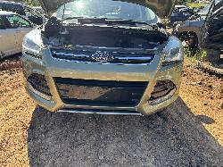 View FORD KUGA 2013 5 Door Station Wagon Breaking