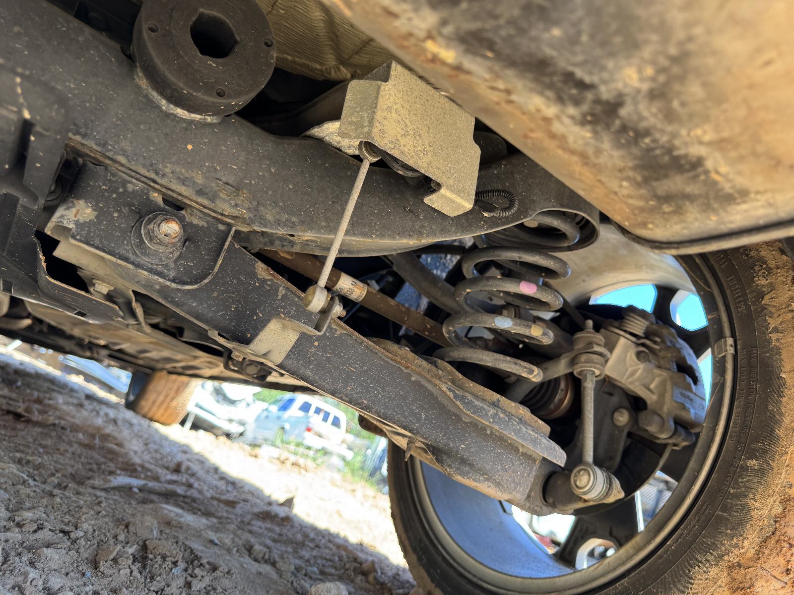 View FORD KUGA 2013 5 Door Station Wagon Breaking