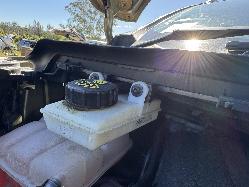 View FORD KUGA 2013 5 Door Station Wagon Breaking