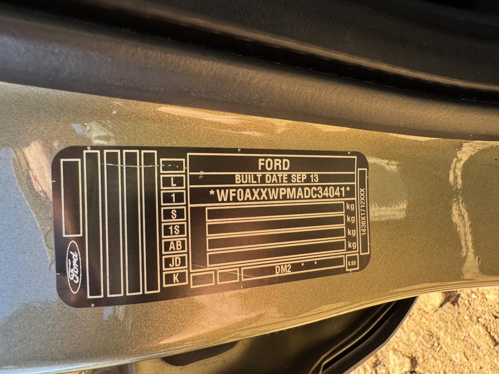 View FORD KUGA 2013 5 Door Station Wagon Breaking