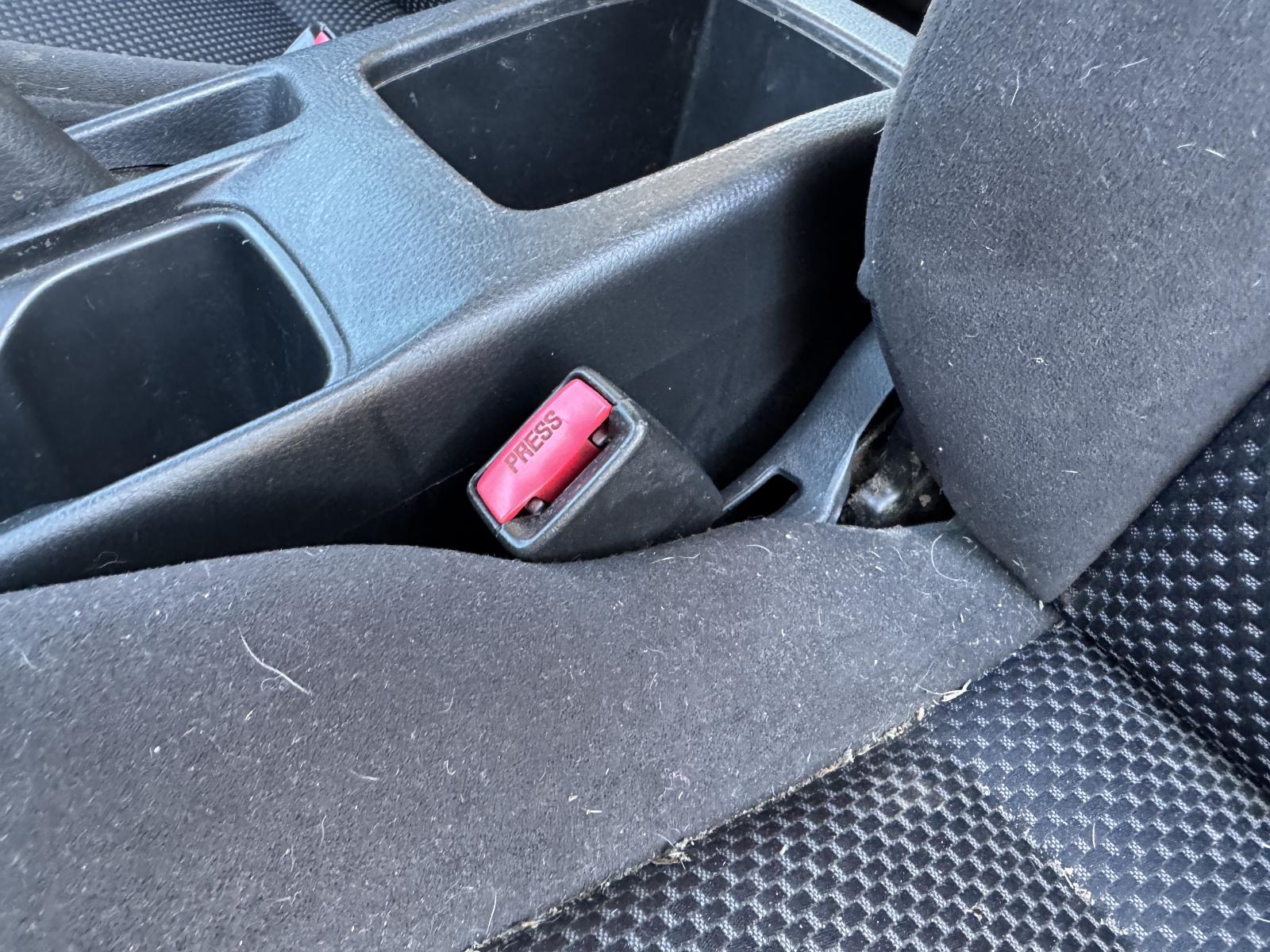 View MITSUBISHI LANCER 2005 5 Door Station Wagon Breaking
