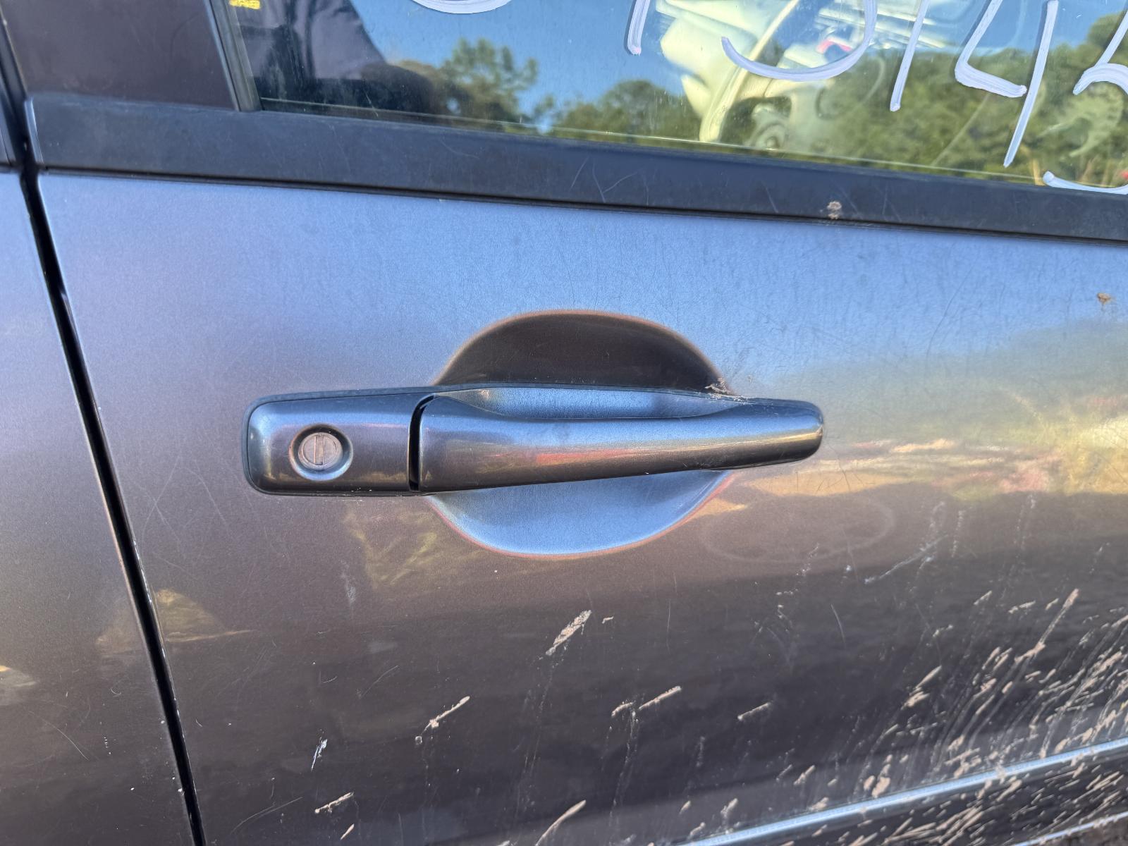 View MITSUBISHI LANCER 2005 5 Door Station Wagon Breaking