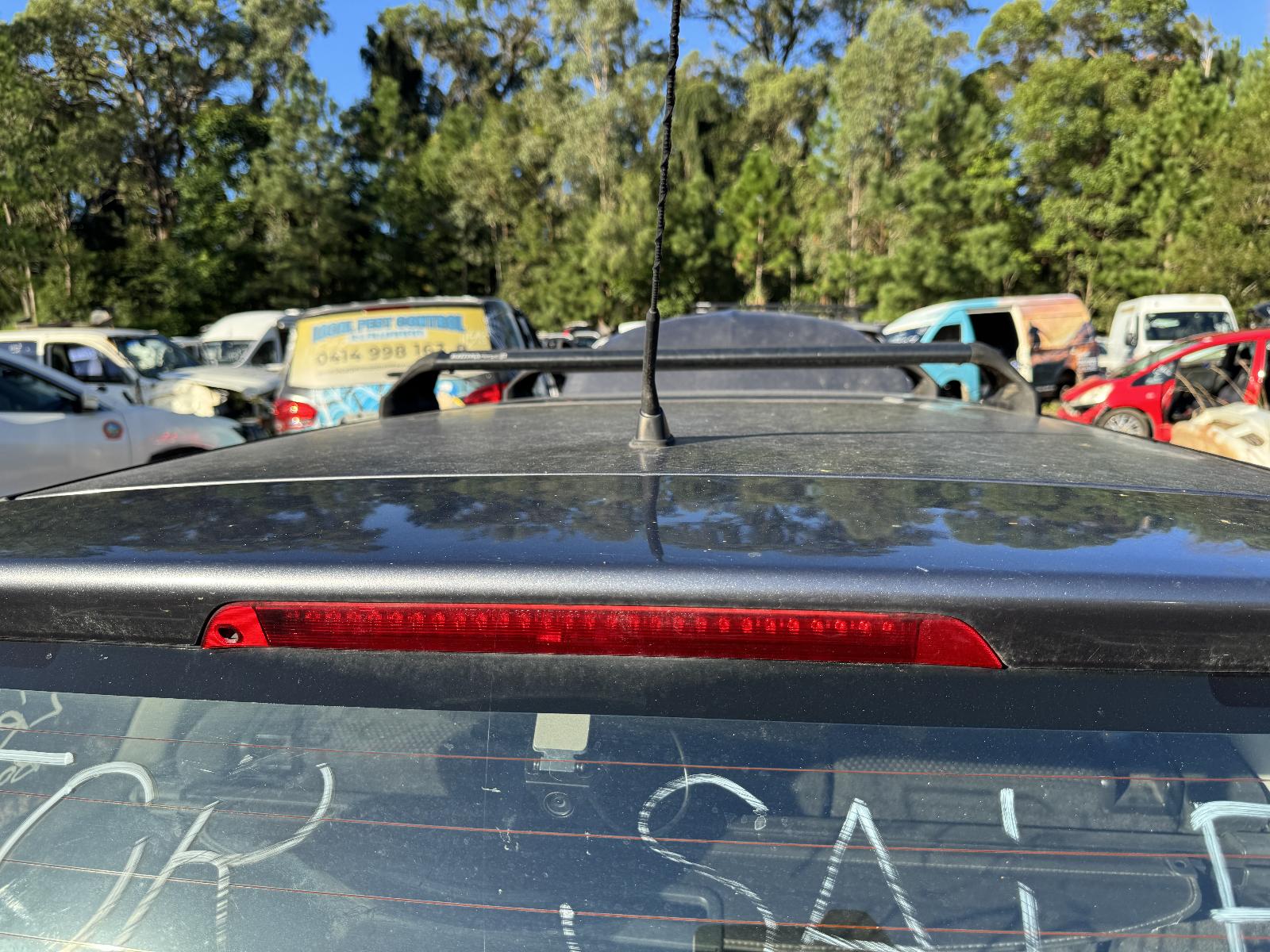 View MITSUBISHI LANCER 2005 5 Door Station Wagon Breaking