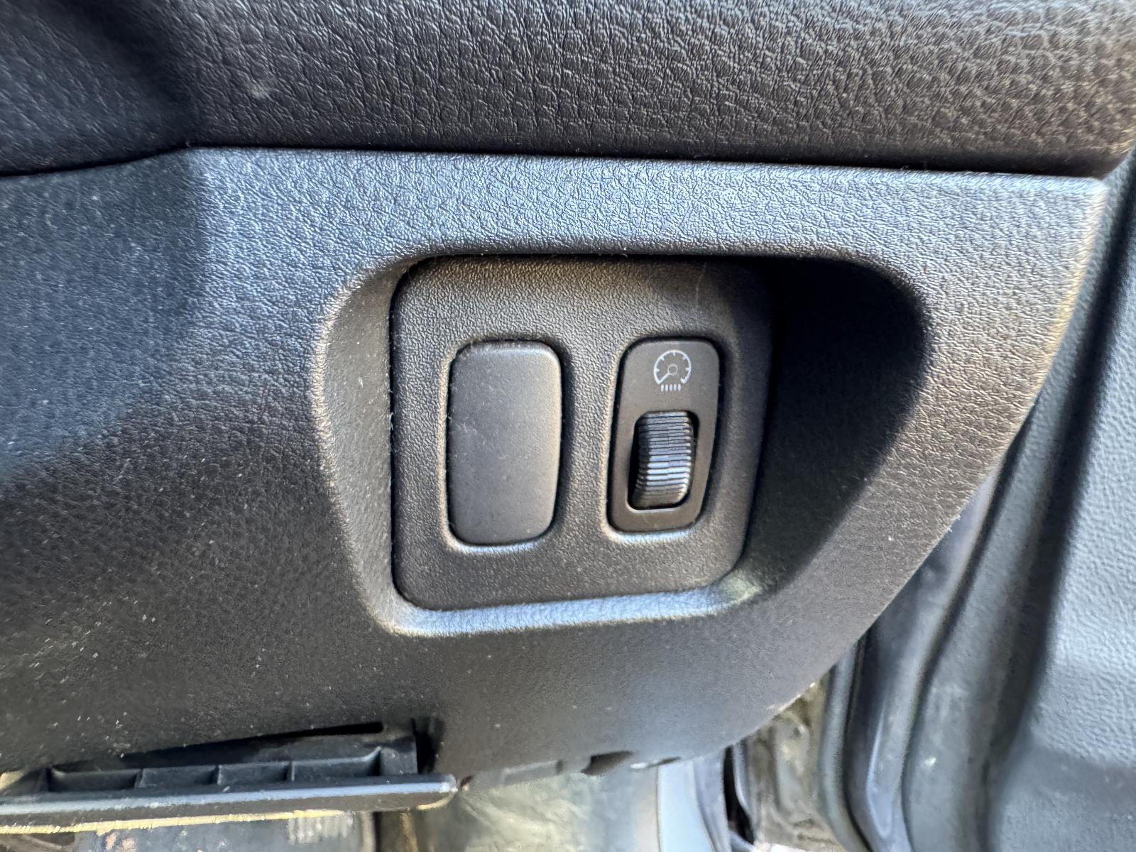 View MITSUBISHI LANCER 2005 5 Door Station Wagon Breaking