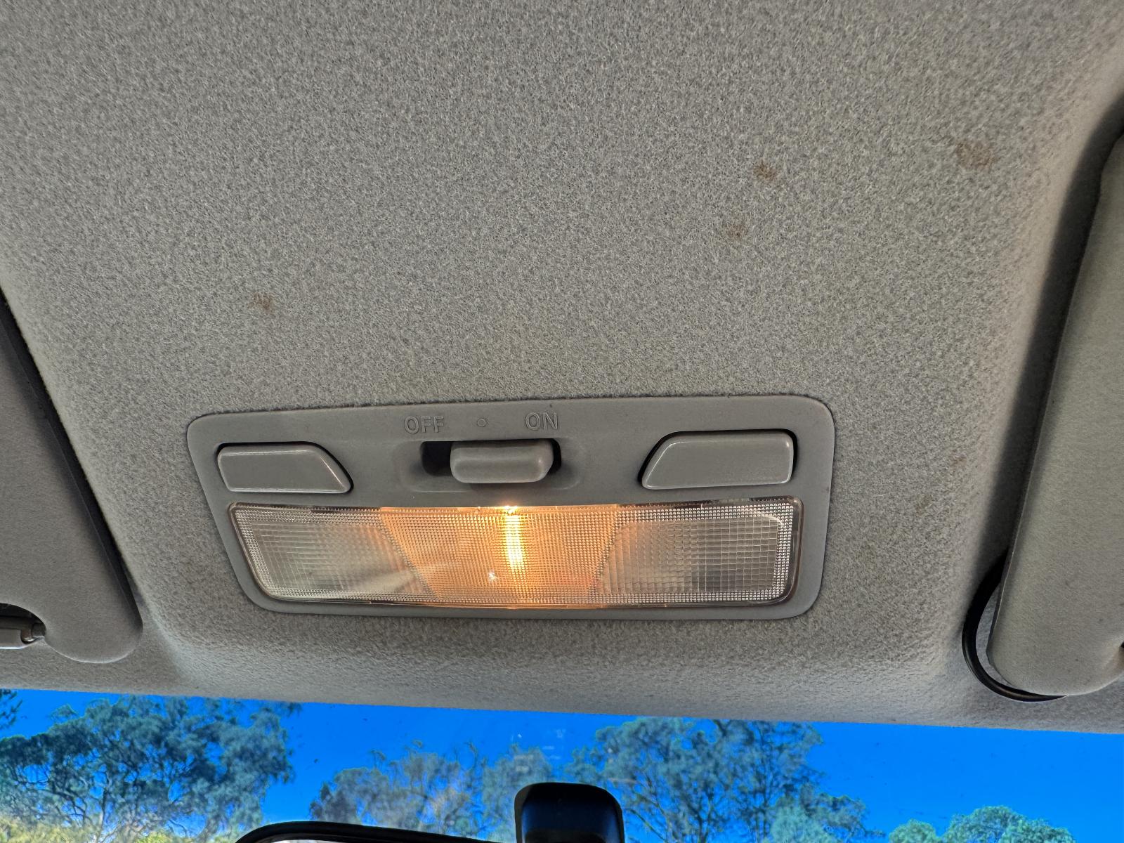 View MITSUBISHI LANCER 2005 5 Door Station Wagon Breaking