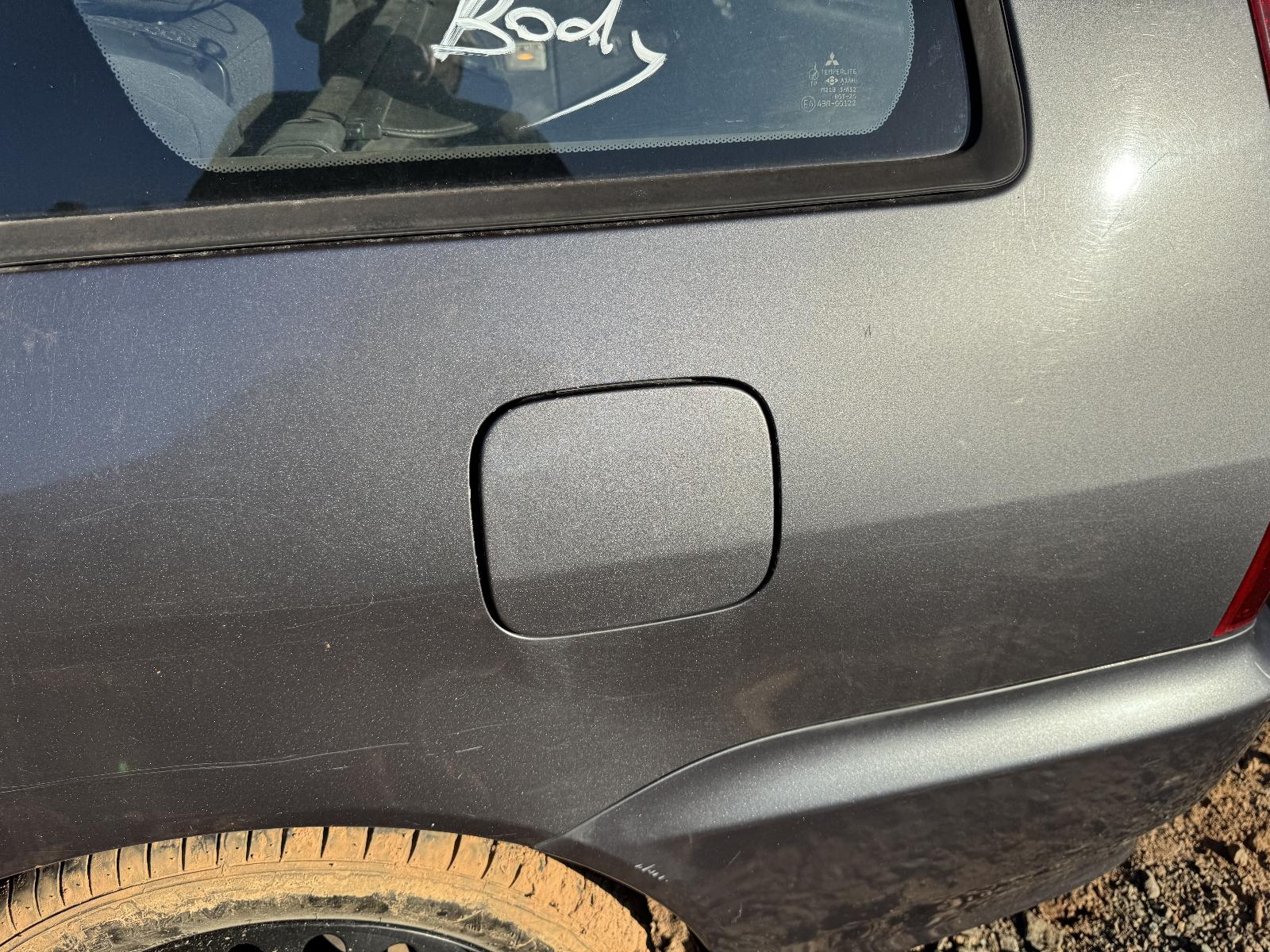 View MITSUBISHI LANCER 2005 5 Door Station Wagon Breaking