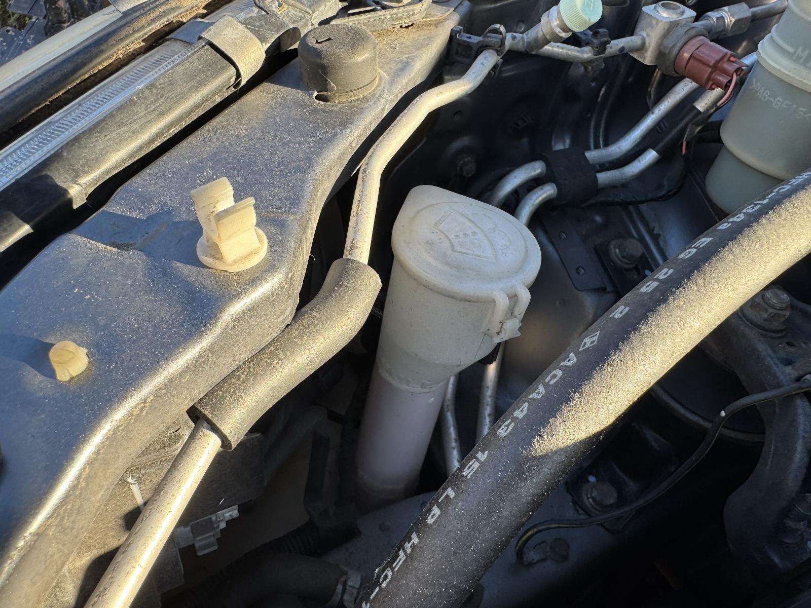View MITSUBISHI LANCER 2005 5 Door Station Wagon Breaking