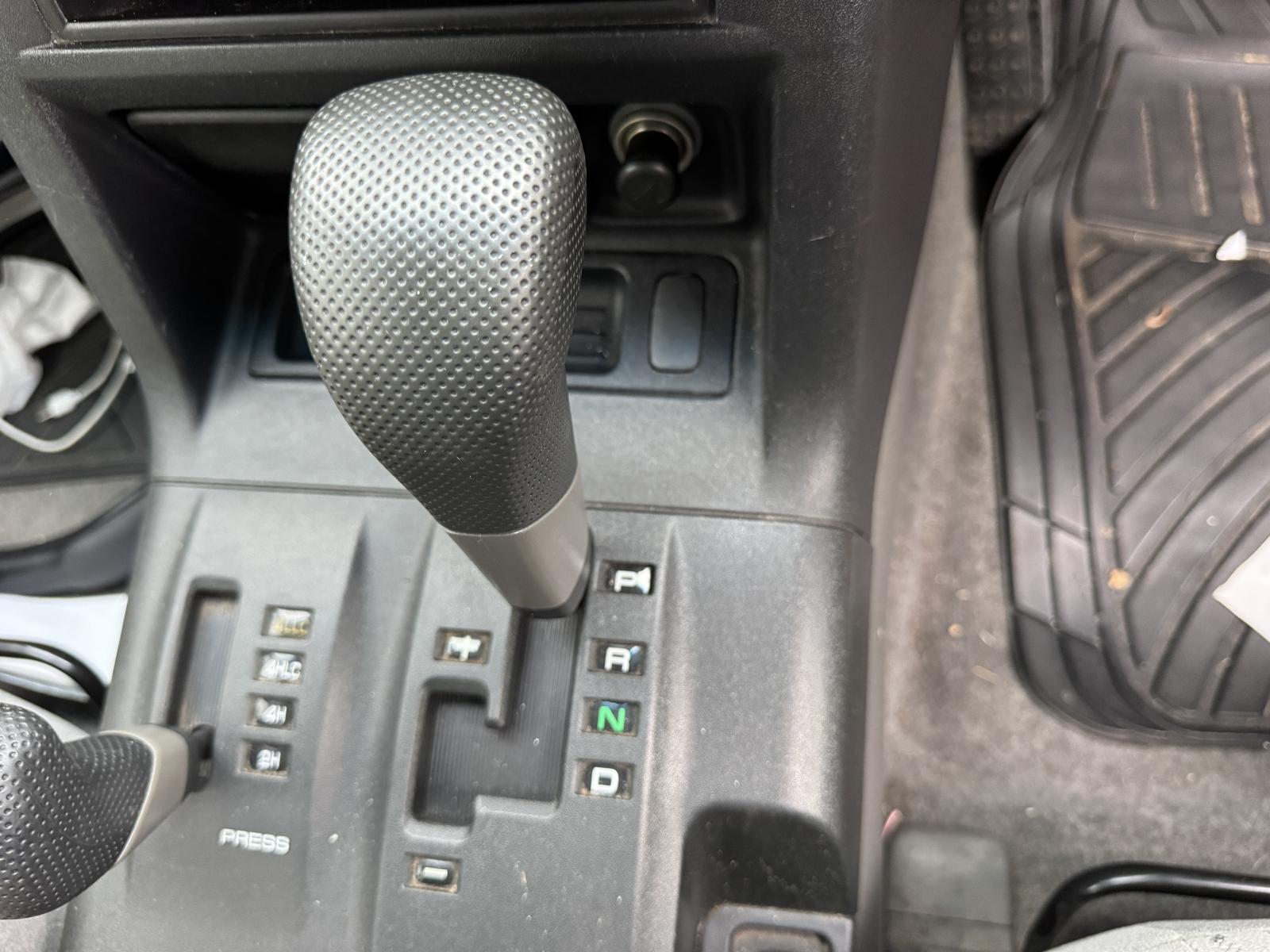 View Auto part Engine MITSUBISHI PAJERO 2002