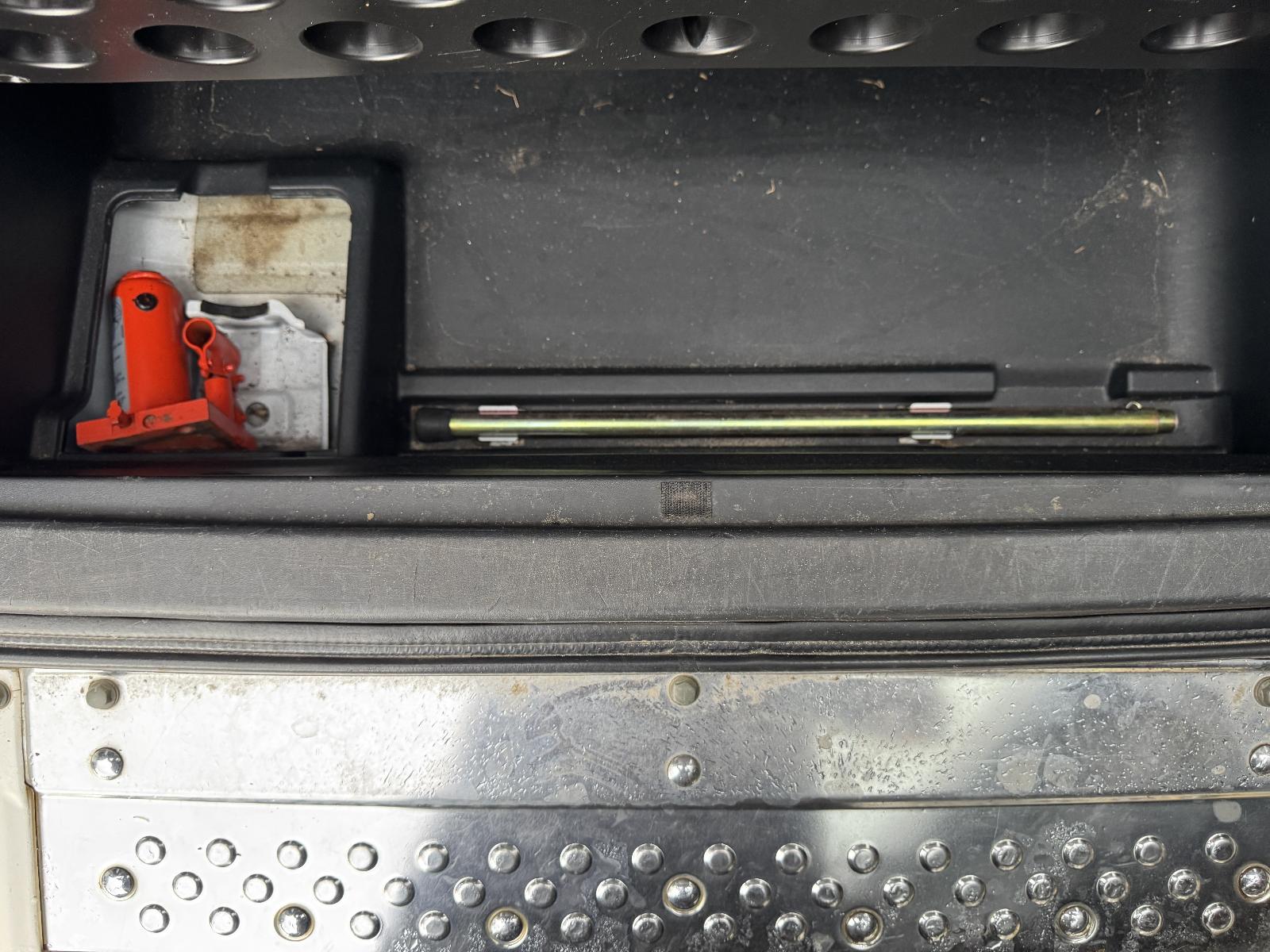 View Auto part Engine MITSUBISHI PAJERO 2002