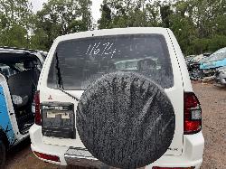 View Auto part Engine MITSUBISHI PAJERO 2002