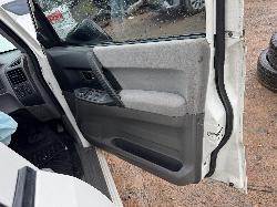 View Auto part Engine MITSUBISHI PAJERO 2002