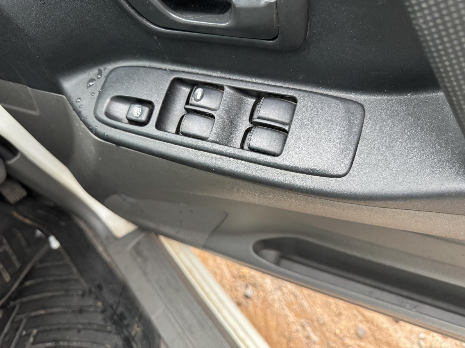 View Auto part Engine MITSUBISHI PAJERO 2002