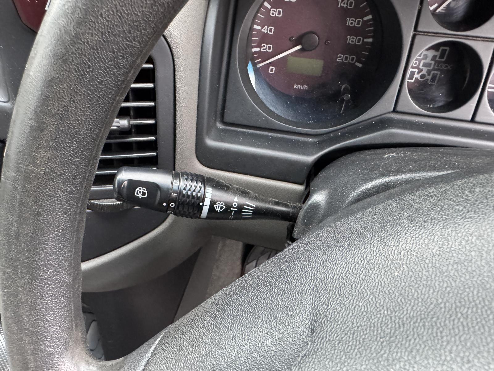 View Auto part Engine MITSUBISHI PAJERO 2002