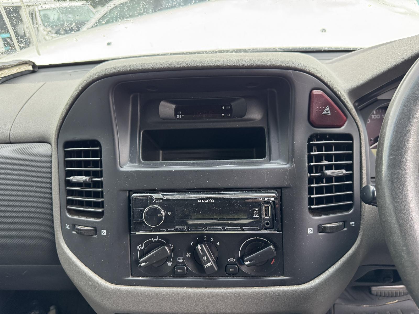 View Auto part Engine MITSUBISHI PAJERO 2002