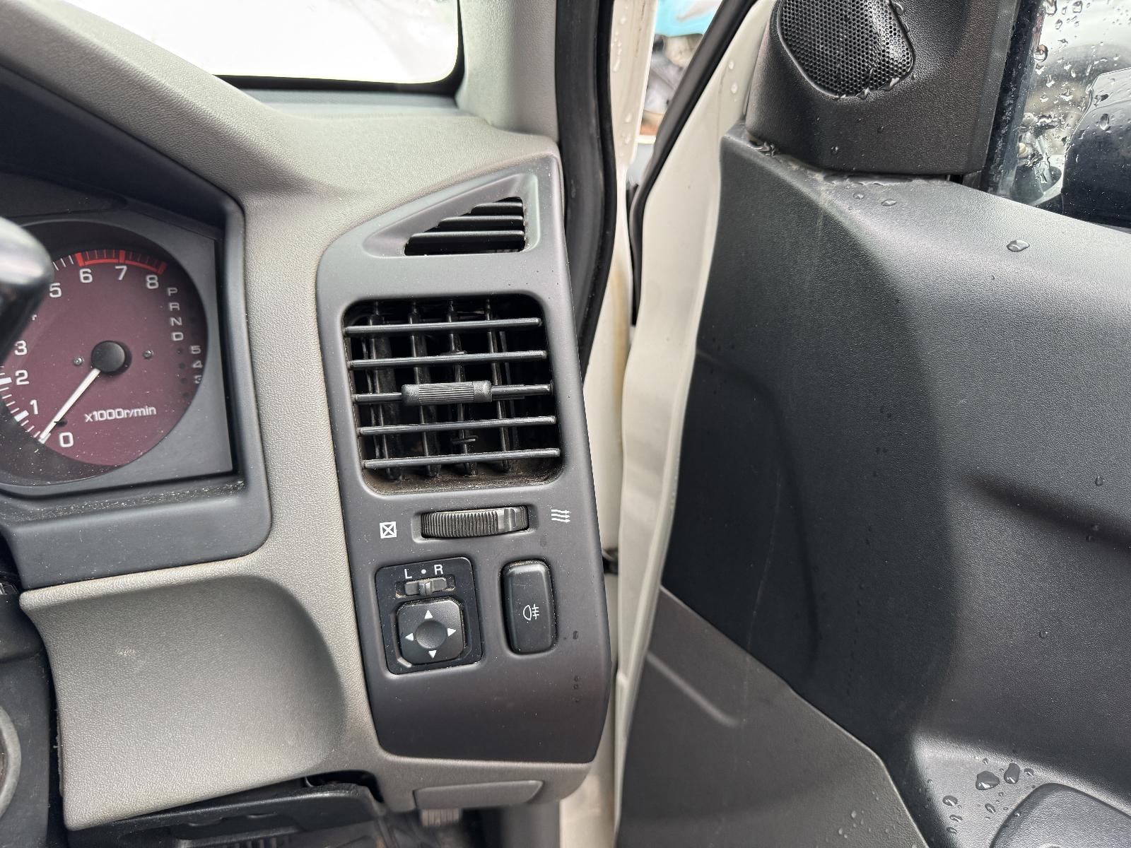 View Auto part Engine MITSUBISHI PAJERO 2002
