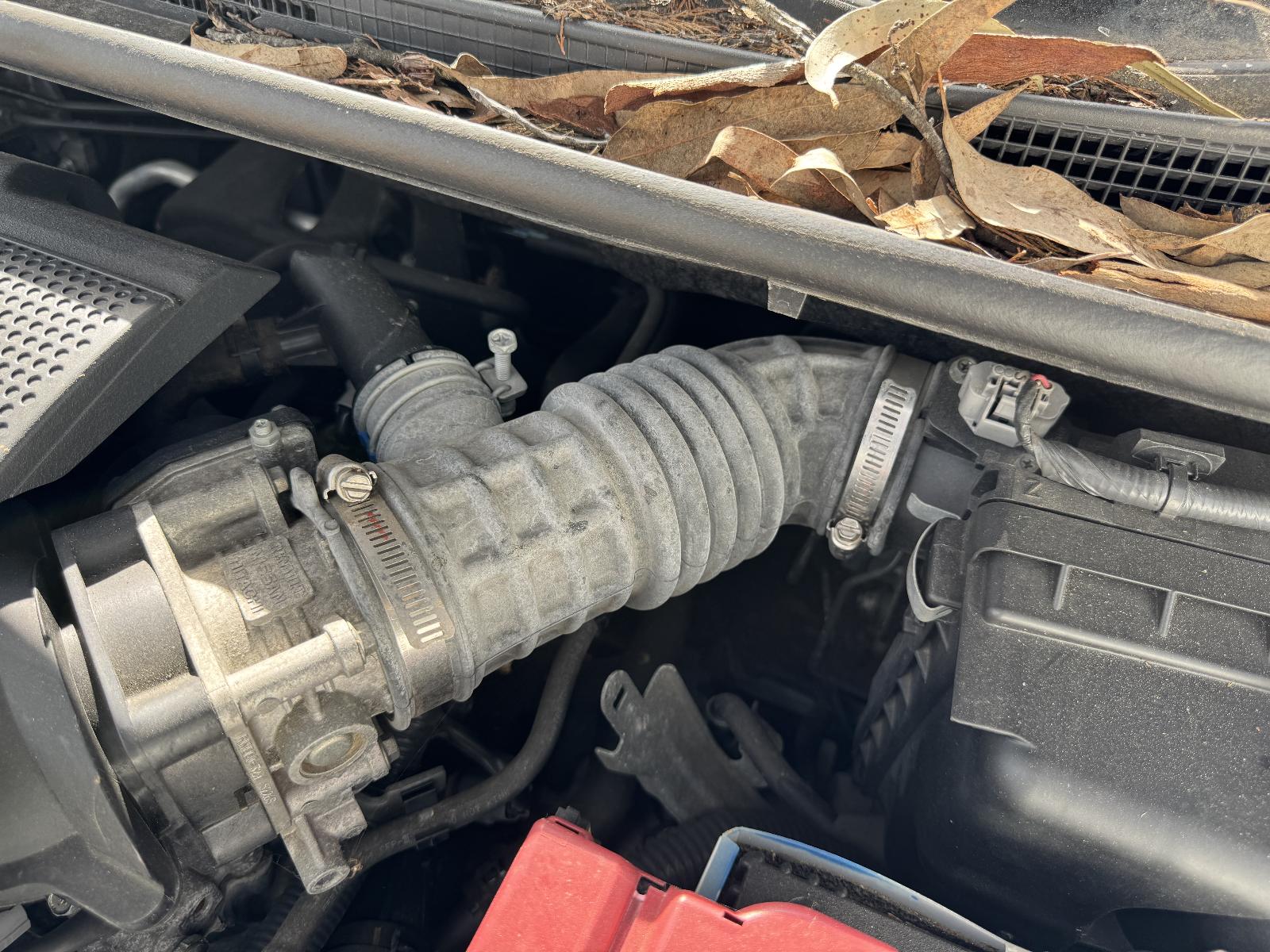 View Auto part Engine NISSAN PULSAR 2015