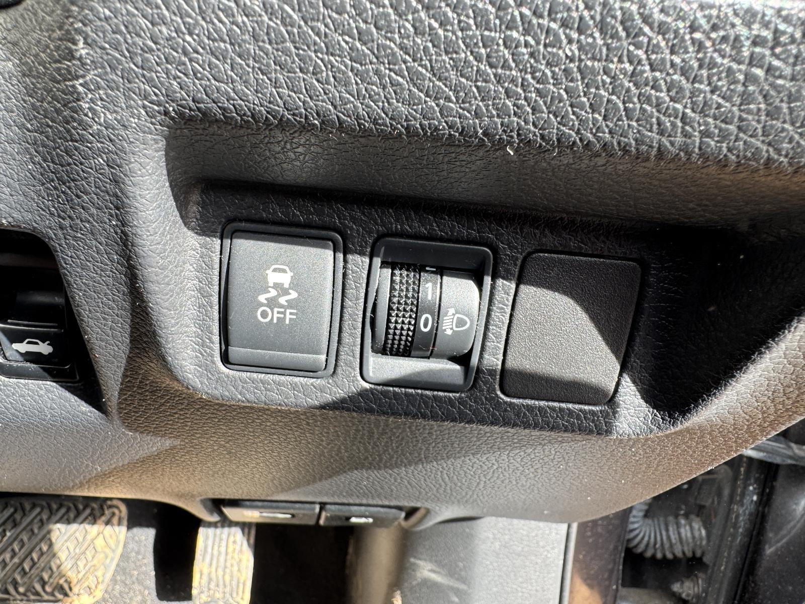 View Auto part Engine NISSAN PULSAR 2015