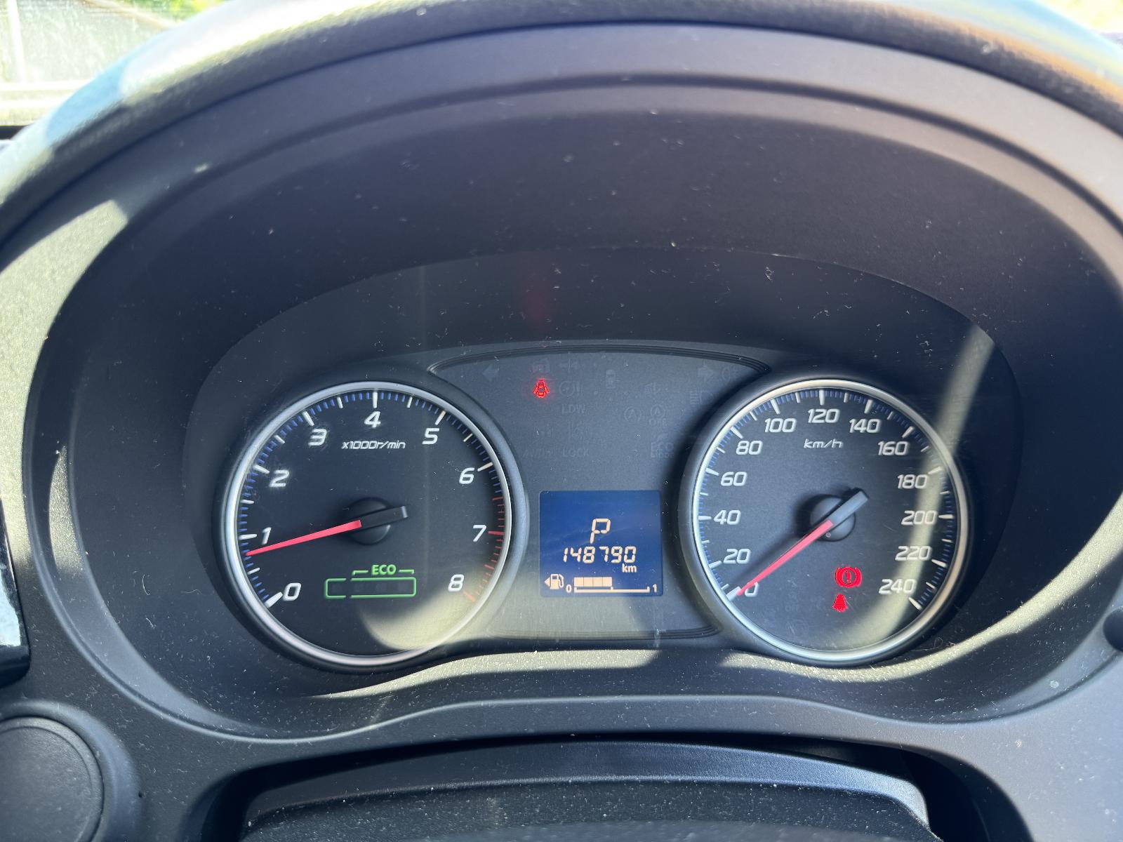View MITSUBISHI OUTLANDER 2014 5 Door Station Wagon Breaking