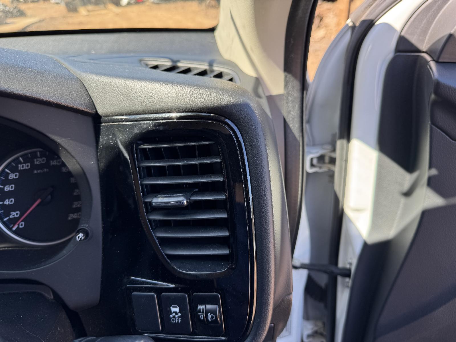 View MITSUBISHI OUTLANDER 2014 5 Door Station Wagon Breaking