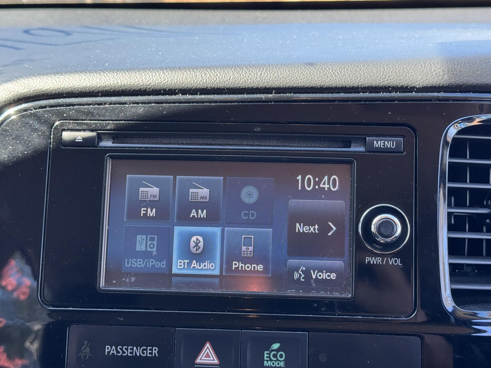 View MITSUBISHI OUTLANDER 2014 5 Door Station Wagon Breaking