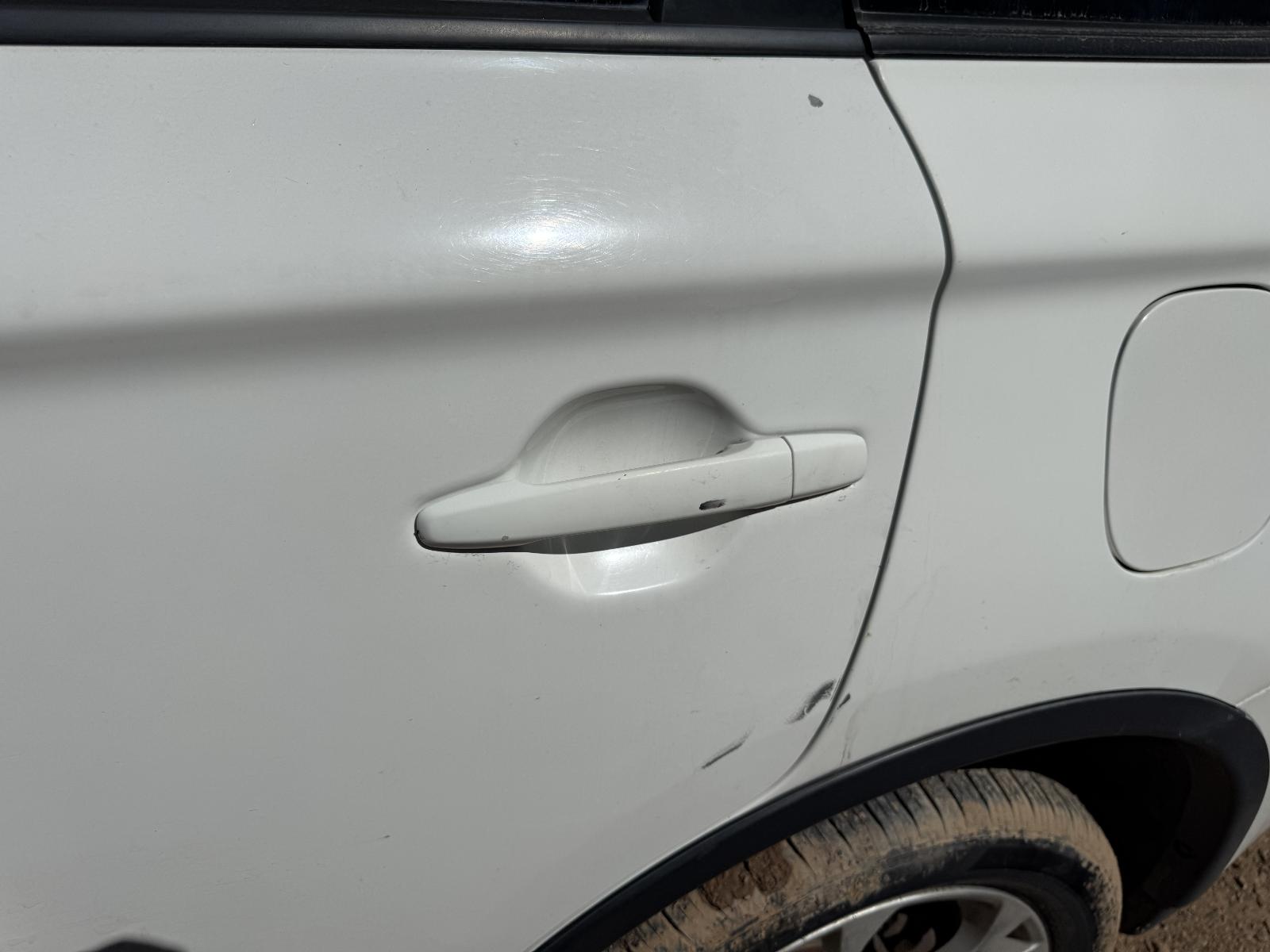 View MITSUBISHI OUTLANDER 2014 5 Door Station Wagon Breaking