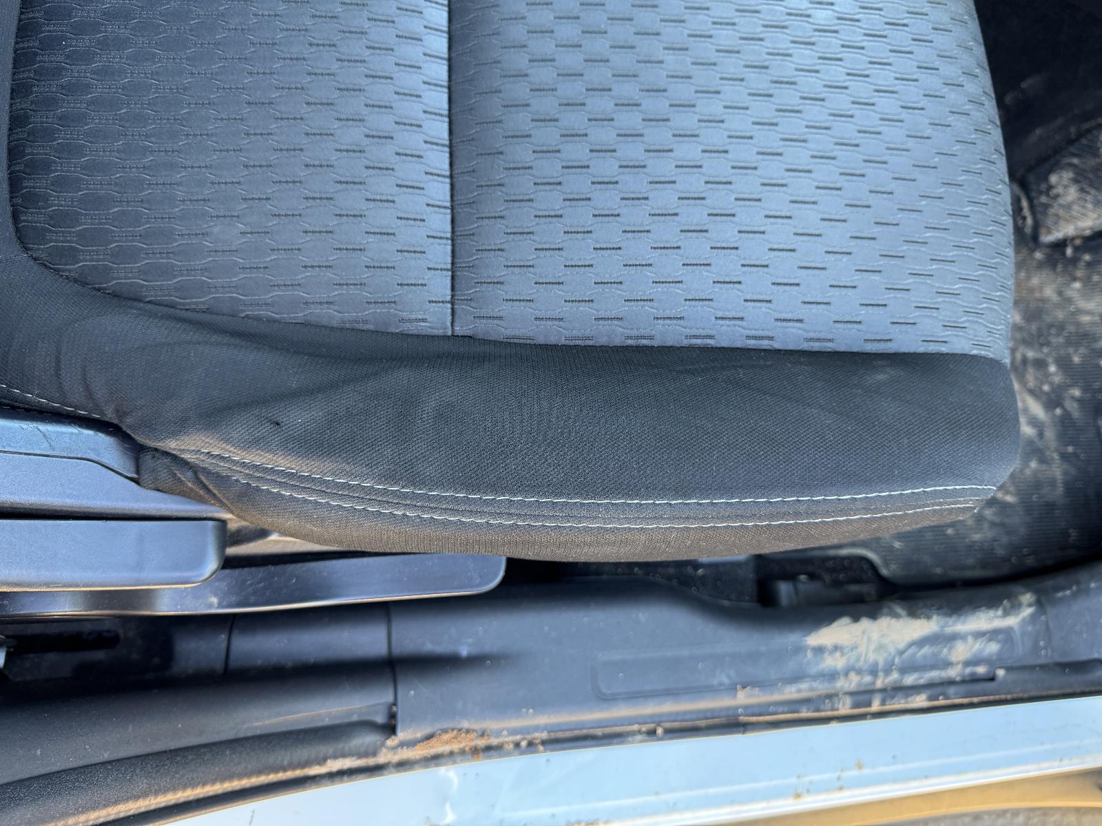 View MITSUBISHI OUTLANDER 2014 5 Door Station Wagon Breaking