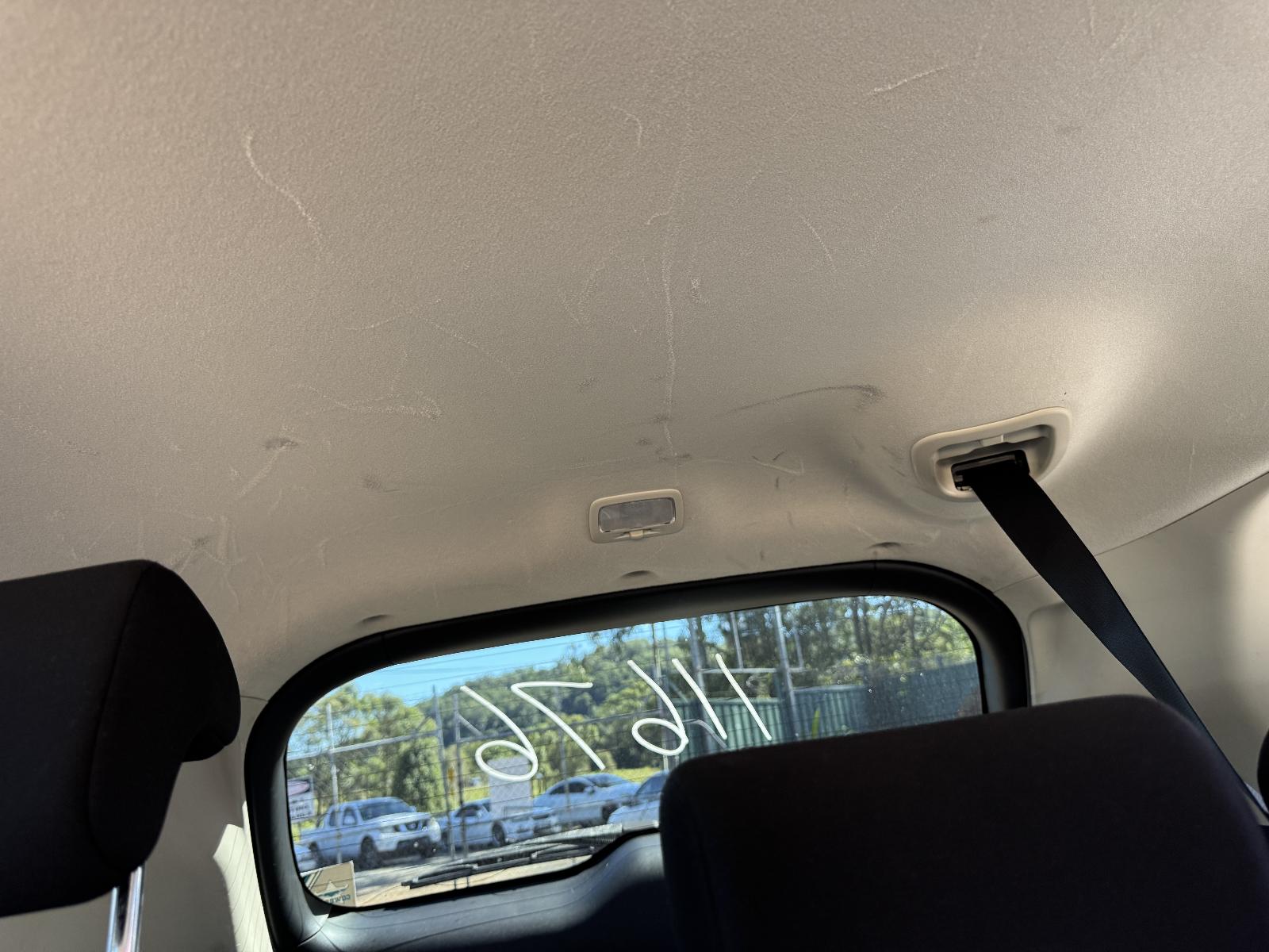 View MITSUBISHI OUTLANDER 2014 5 Door Station Wagon Breaking