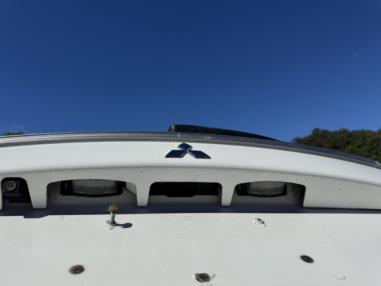 View MITSUBISHI OUTLANDER 2014 5 Door Station Wagon Breaking