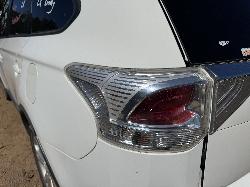 View MITSUBISHI OUTLANDER 2014 5 Door Station Wagon Breaking