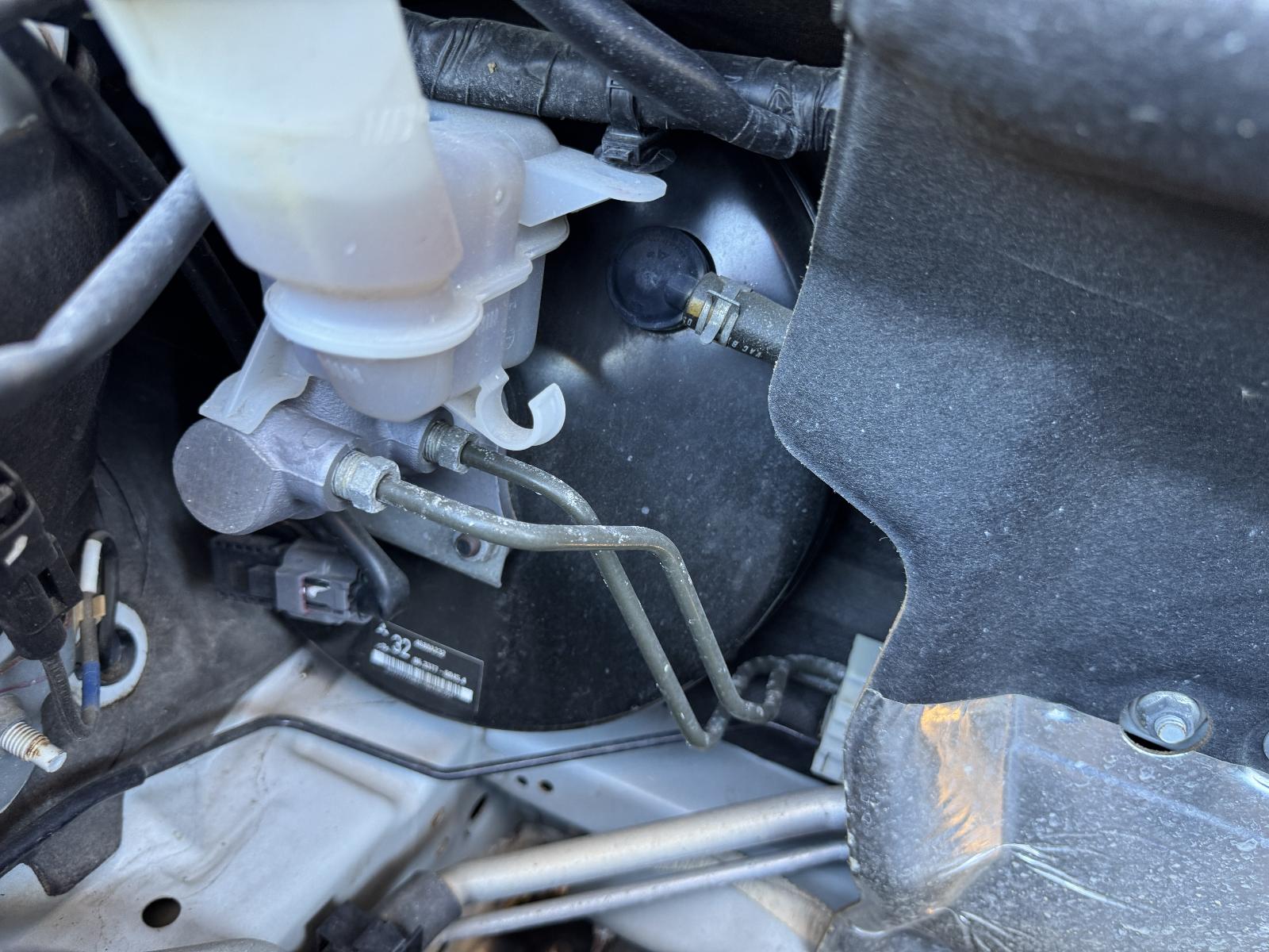 View MITSUBISHI OUTLANDER 2014 5 Door Station Wagon Breaking