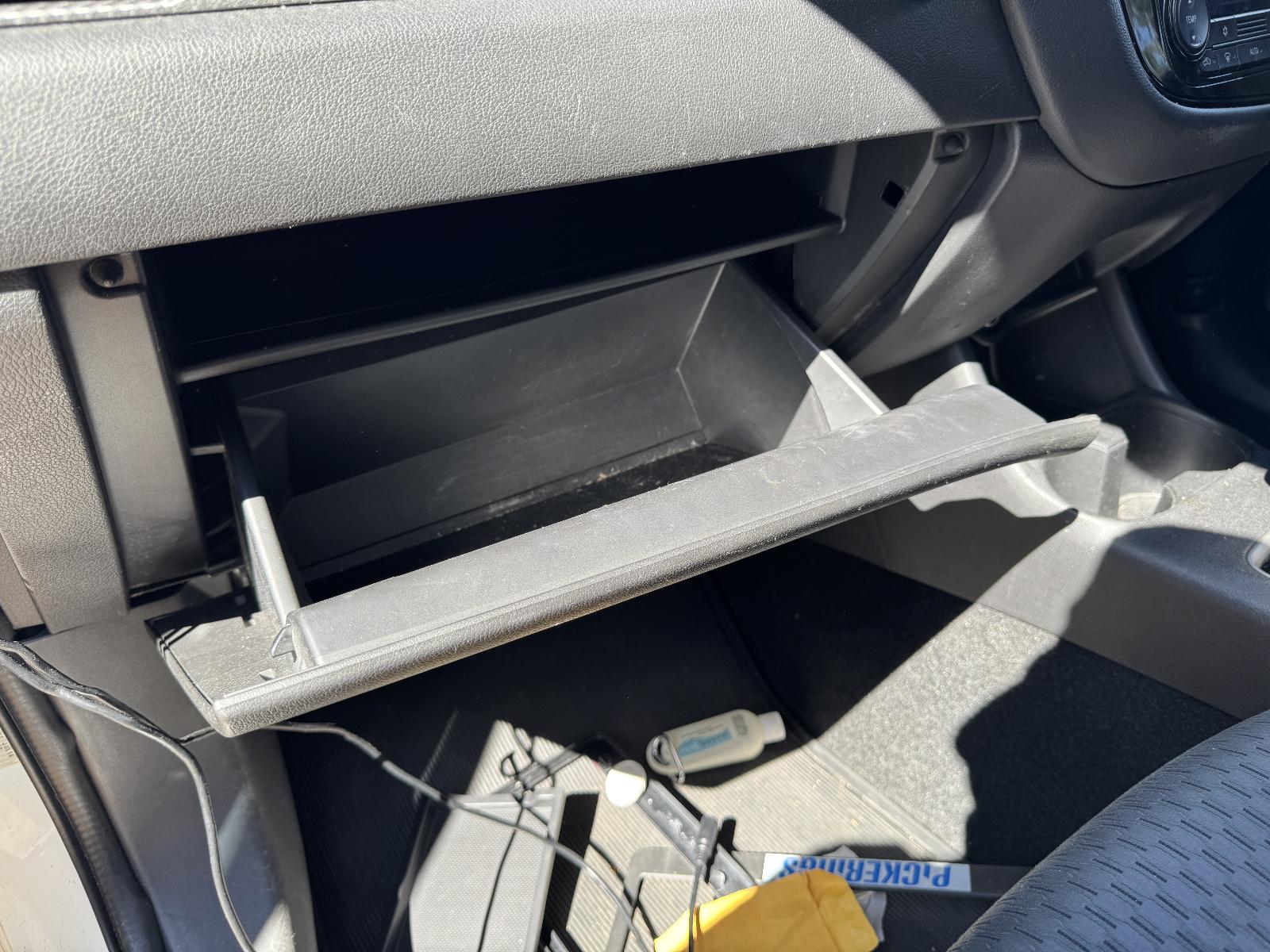 View MITSUBISHI OUTLANDER 2014 5 Door Station Wagon Breaking