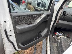 View NISSAN NAVARA 2010 4 Door Utility Breaking