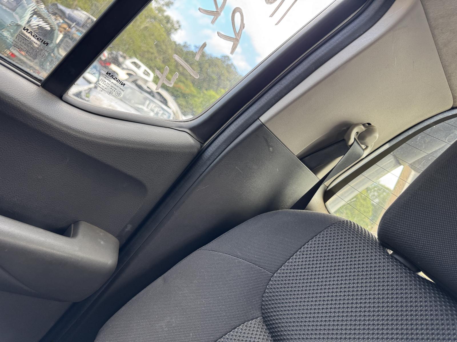 View NISSAN NAVARA 2010 4 Door Utility Breaking