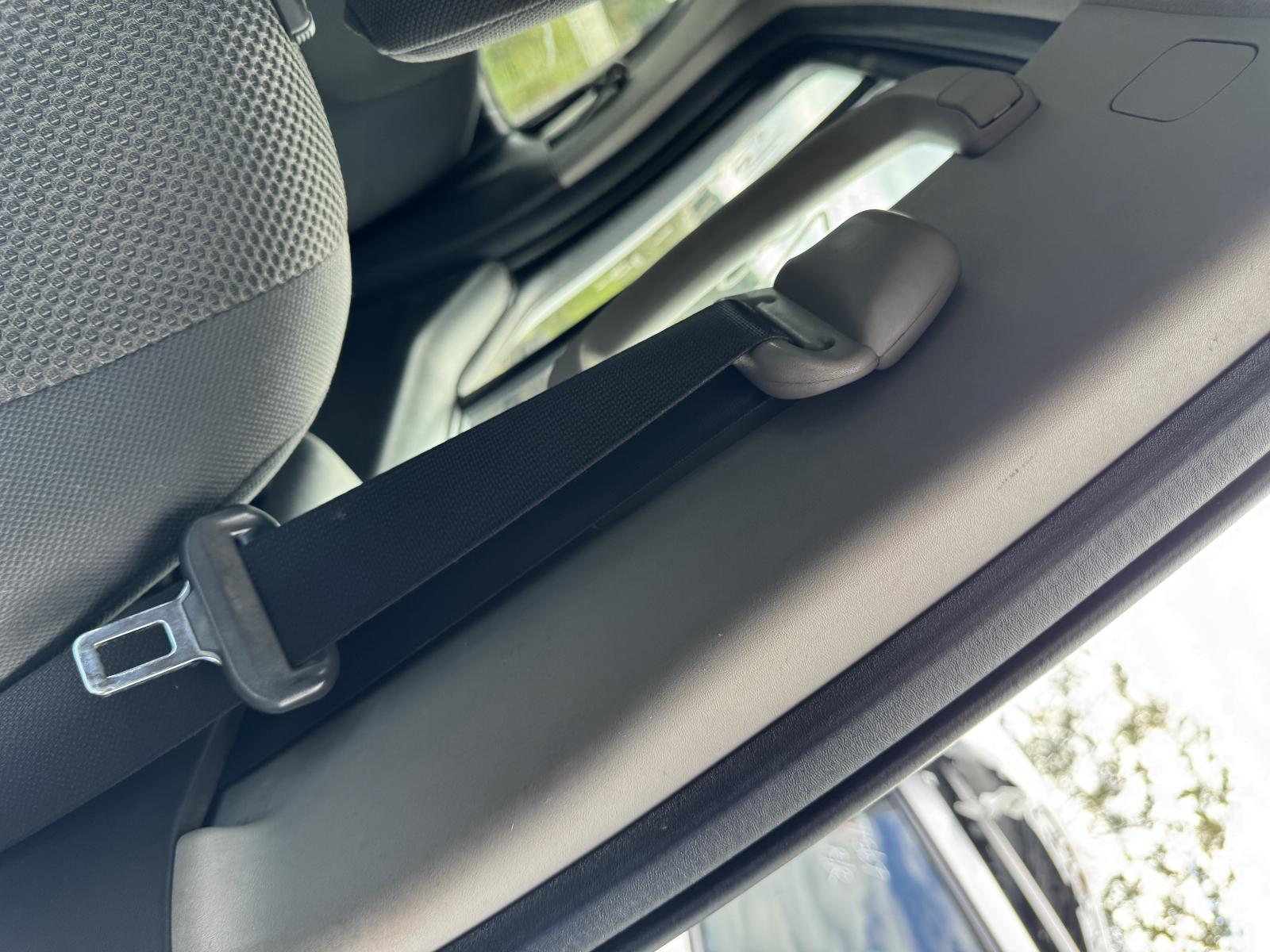View NISSAN NAVARA 2010 4 Door Utility Breaking