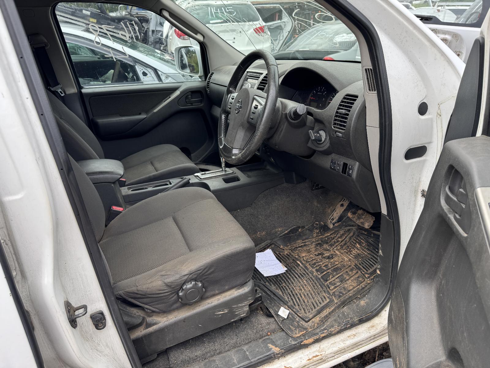 View NISSAN NAVARA 2010 4 Door Utility Breaking