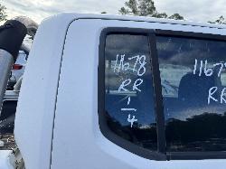 View NISSAN NAVARA 2010 4 Door Utility Breaking
