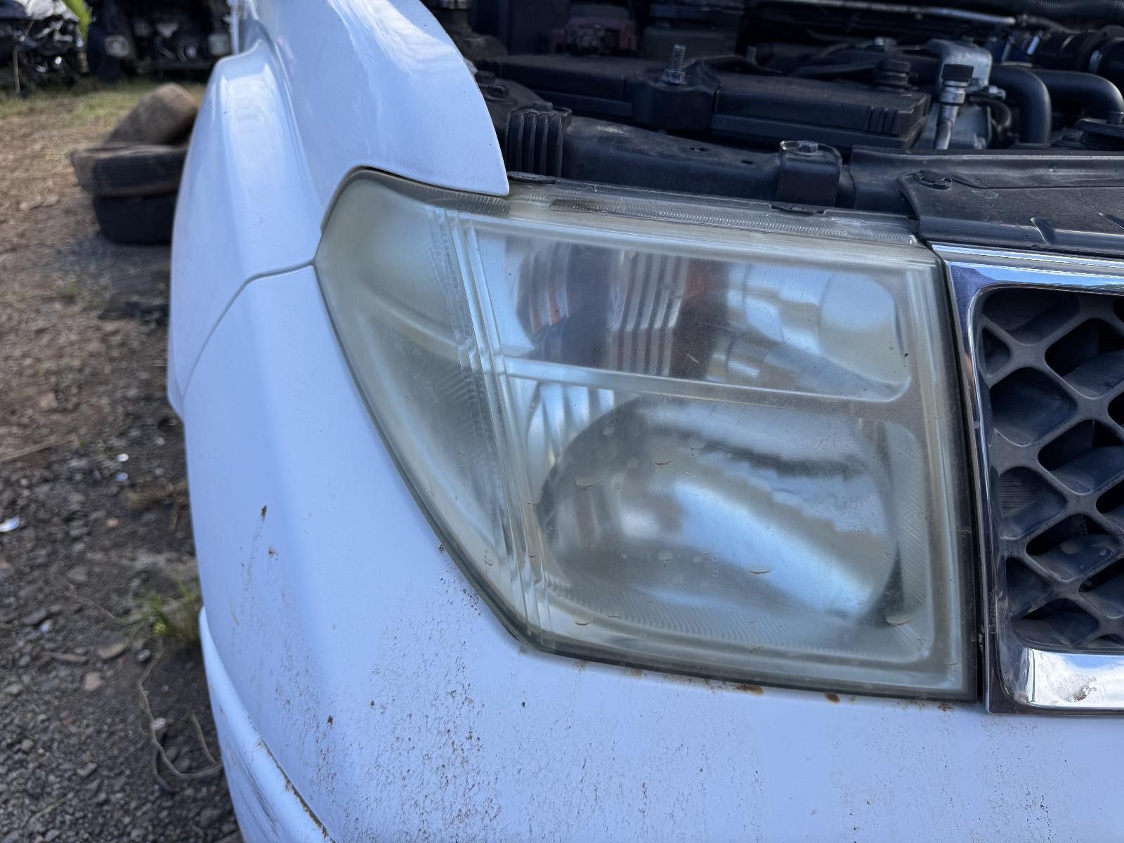 View NISSAN NAVARA 2010 4 Door Utility Breaking