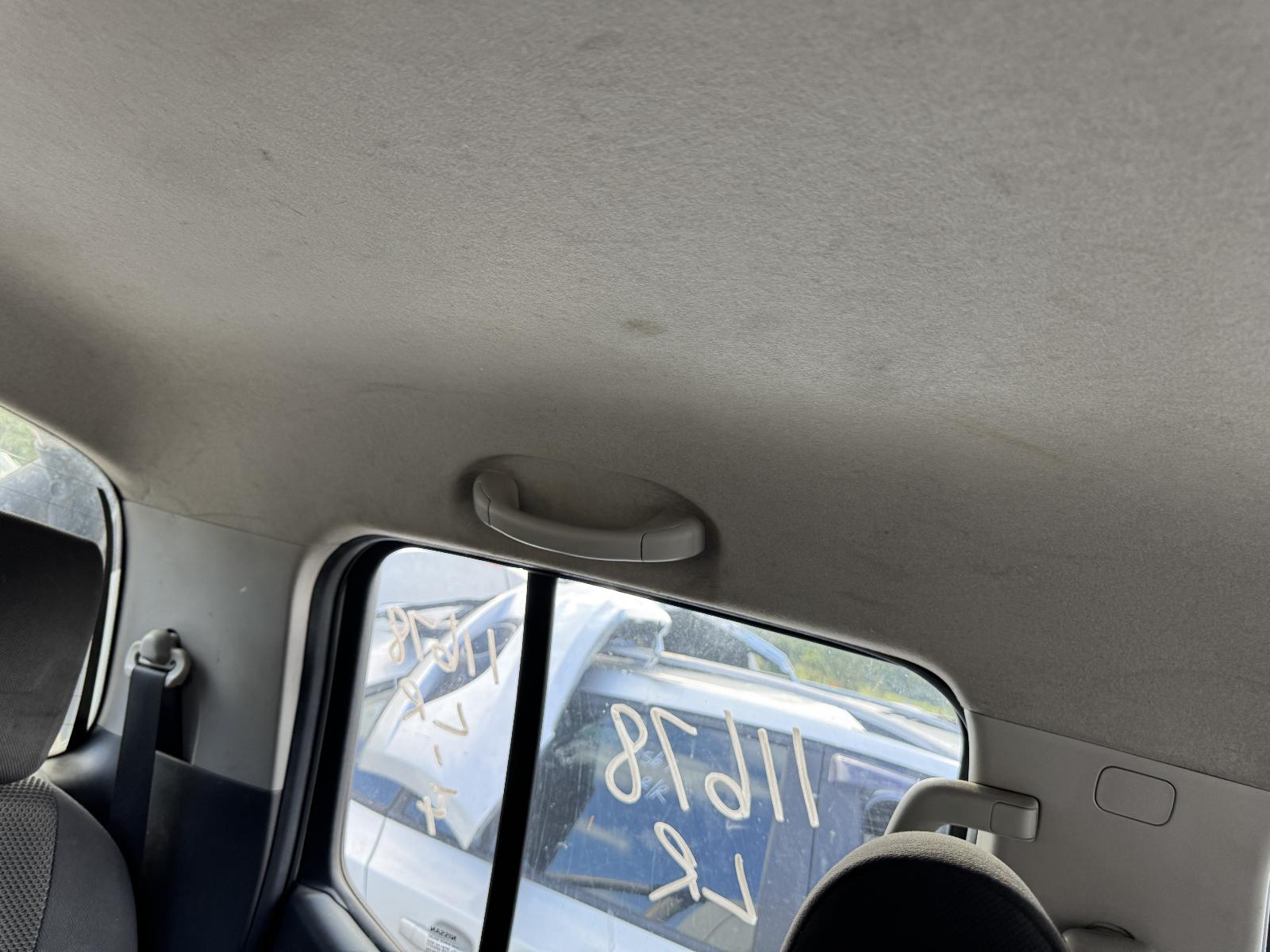 View NISSAN NAVARA 2010 4 Door Utility Breaking