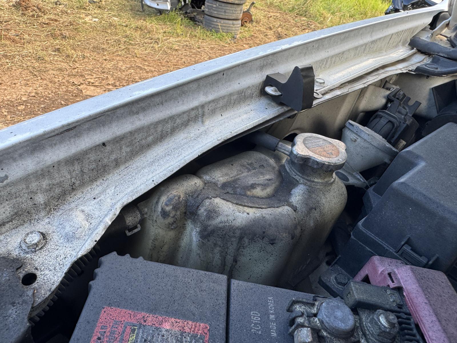 View NISSAN NAVARA 2010 4 Door Utility Breaking