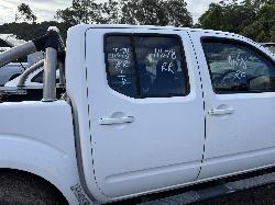 View NISSAN NAVARA 2010 4 Door Utility Breaking