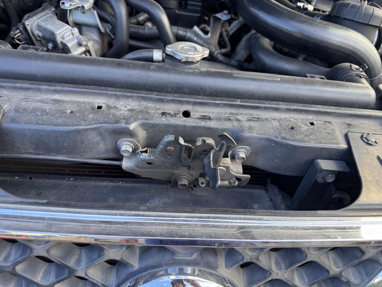 View NISSAN NAVARA 2010 4 Door Utility Breaking