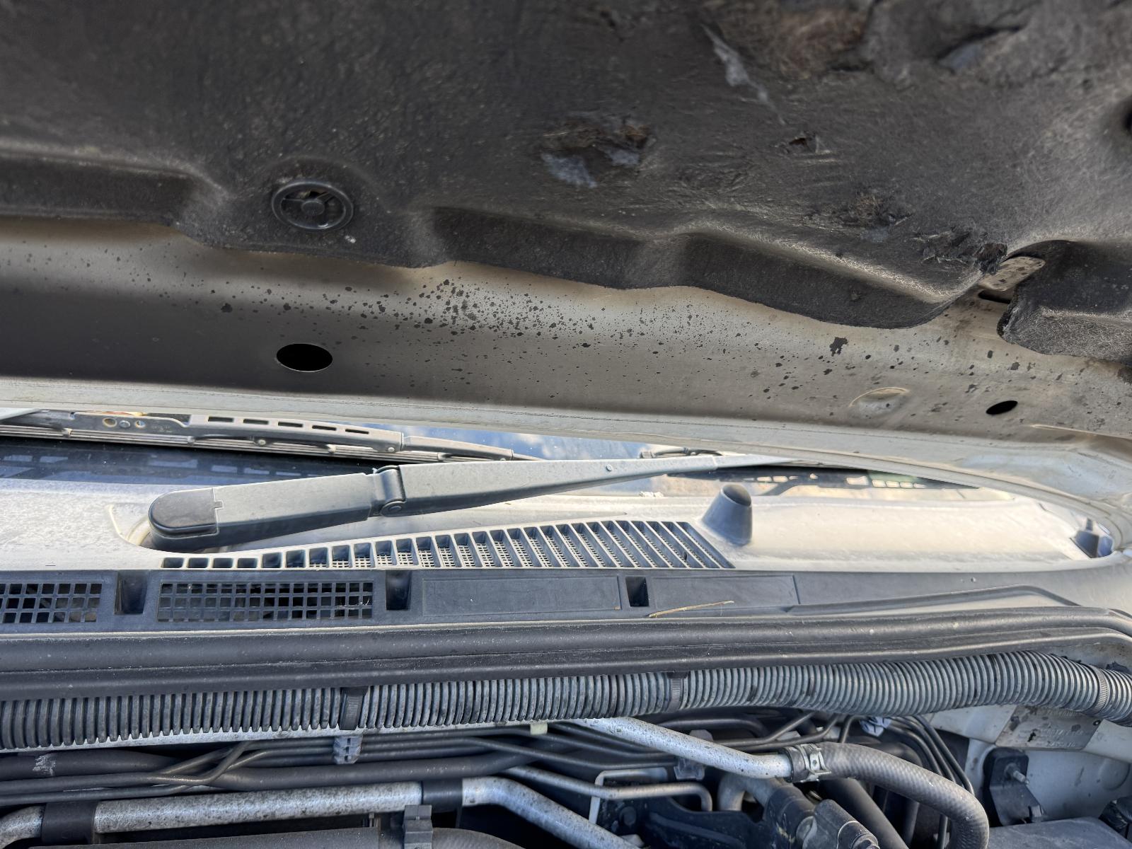 View NISSAN NAVARA 2010 4 Door Utility Breaking